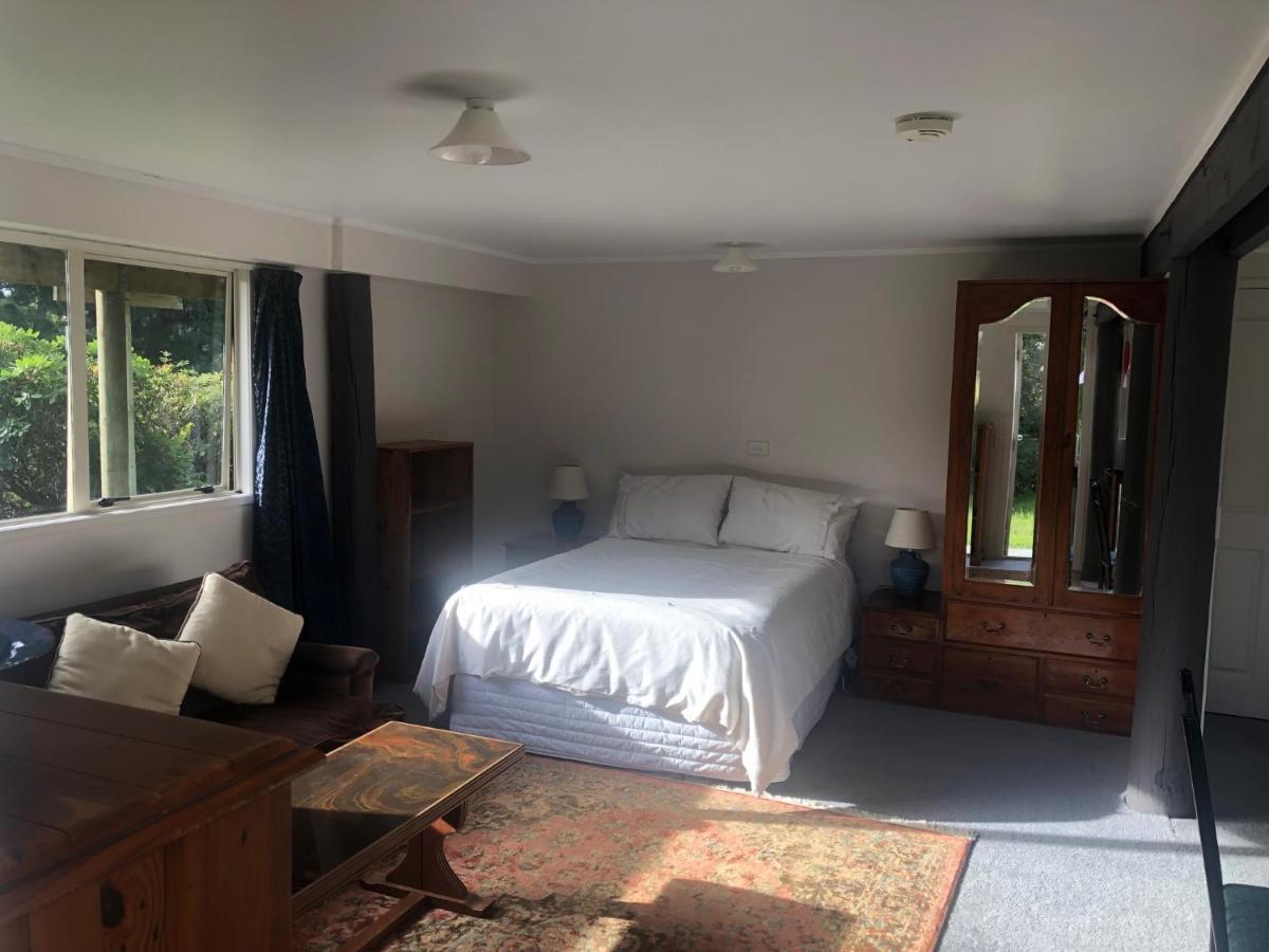 Appartamento Spiral Gardens Country Park Retreat Raurimu Esterno foto