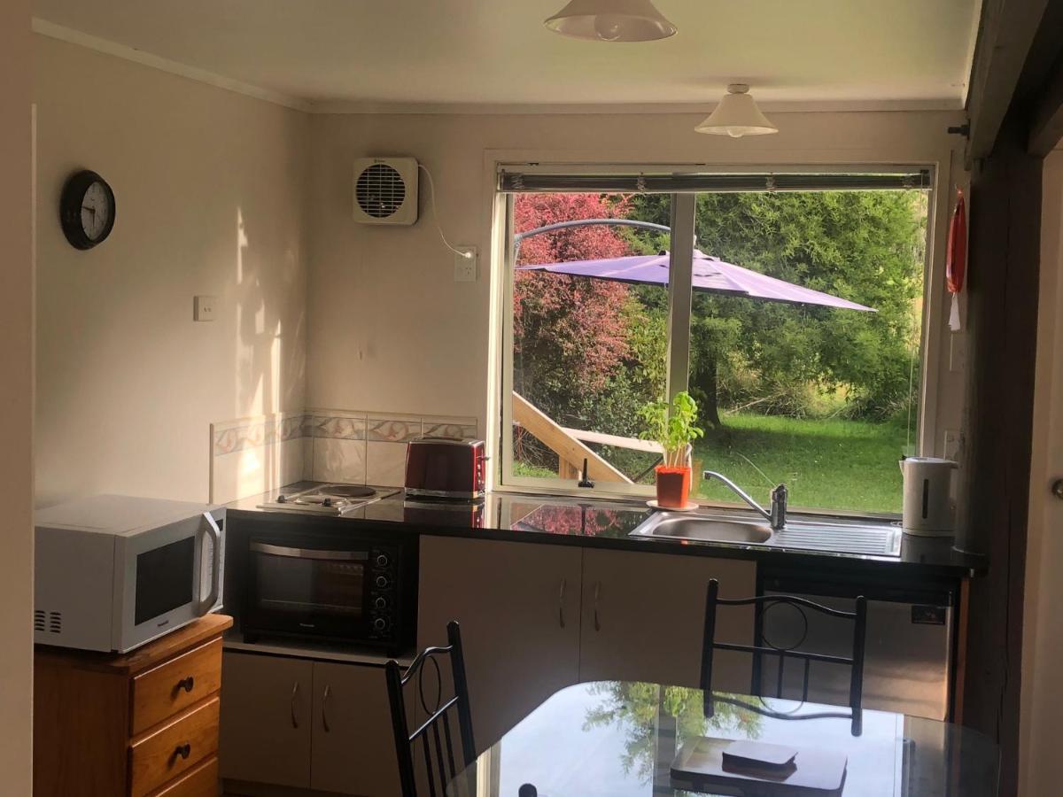 Appartamento Spiral Gardens Country Park Retreat Raurimu Esterno foto